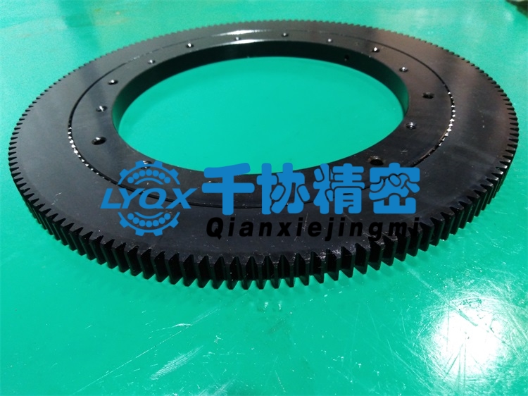 Used for carrying robot thin wall outer tooth turntable bearing outer diameter 324mm inner diameter 200mm height 15mm